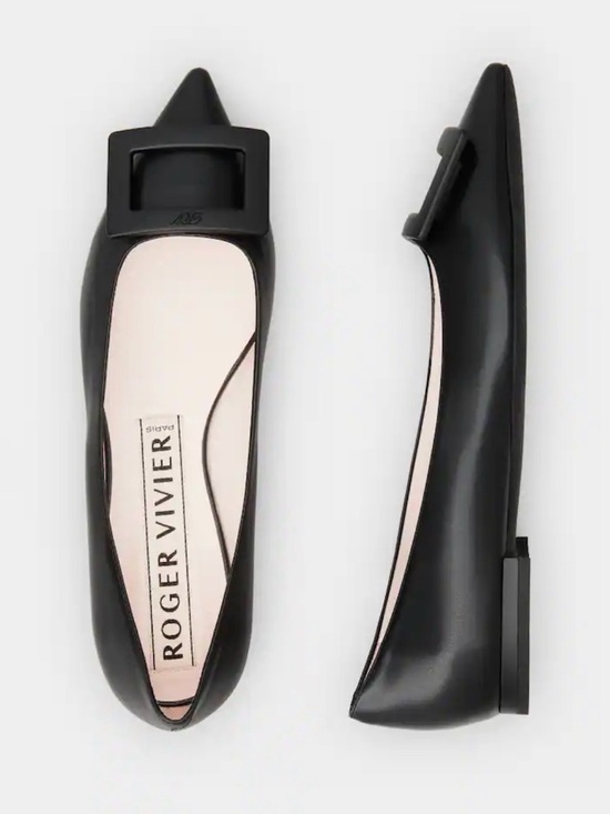 Roger Vivier Shoes - ROGER VIVIER Gommettine Ballerinas flats in black leather size 39 - NEW